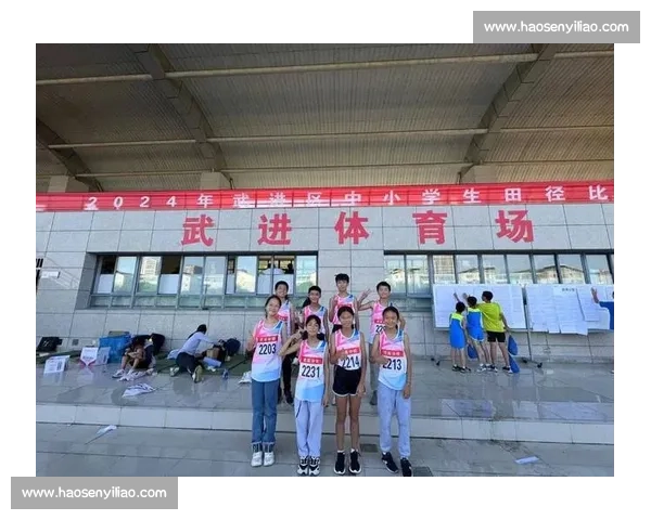 小学排球比赛精彩纷呈 展现团队合作与运动精神的青春风采