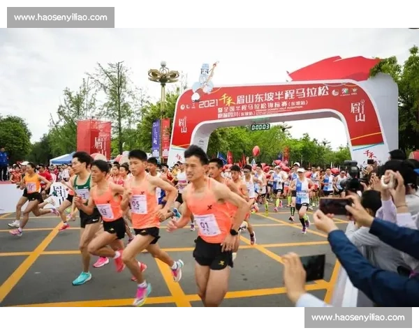 奔跑千年古都激情绽放西安马拉松引领城市活力新时代风采