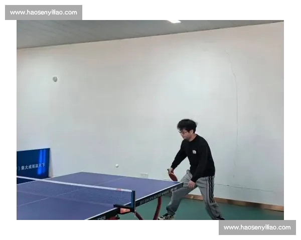 定格速度与力量的瞬间乒乓球赛场激烈对决影像记忆青春拼搏风采